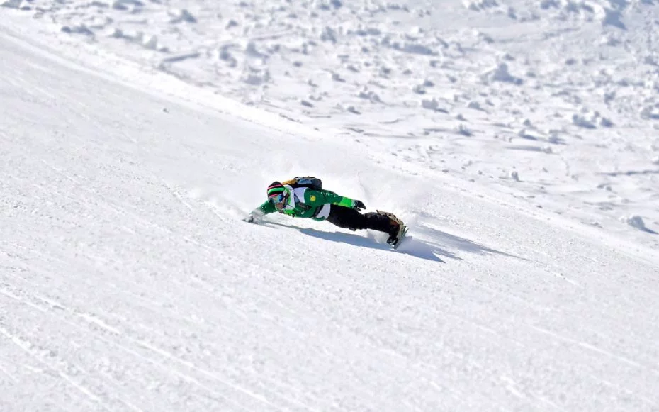 Snowboard Carving